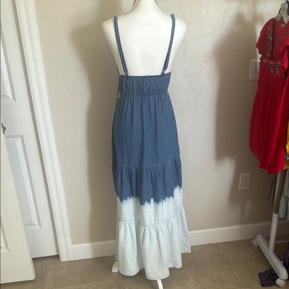 Denim Ombre Maxi Dress - Picture 9 of 12